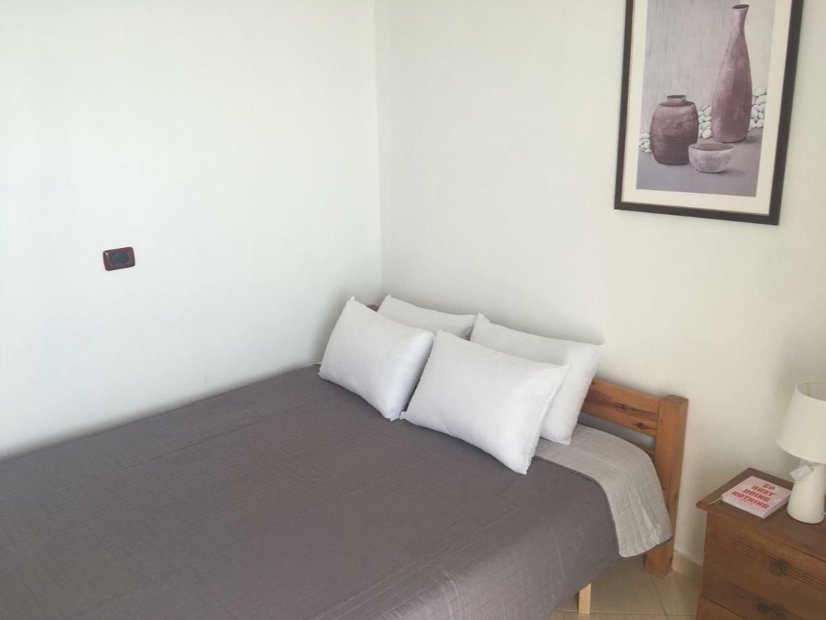 Qeparo Antonio Rooms Luaran gambar