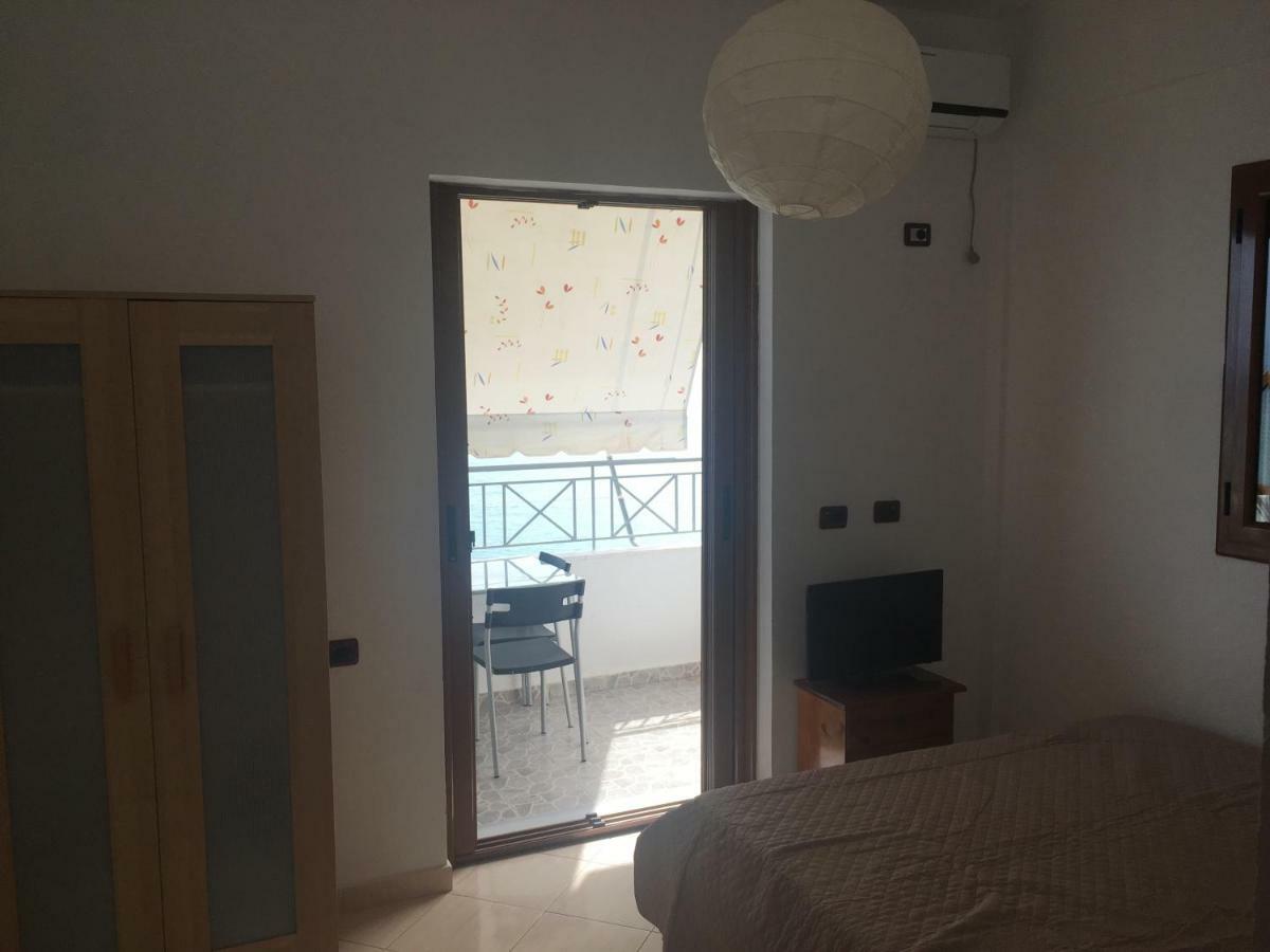 Qeparo Antonio Rooms Luaran gambar