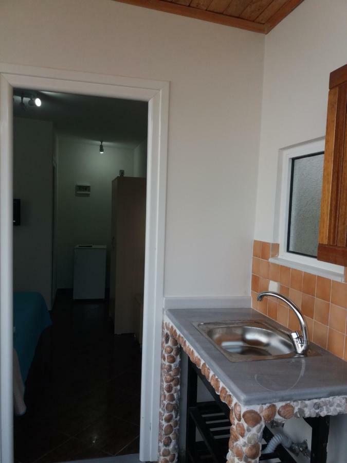 Qeparo Antonio Rooms Luaran gambar